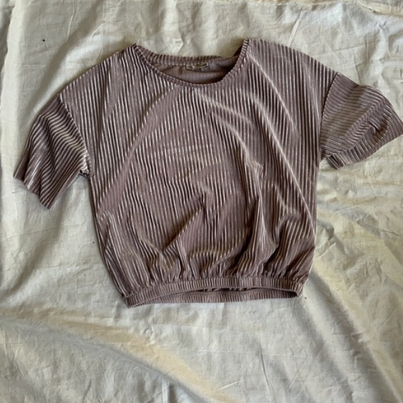 Pink corduroyed crop top - Picture 2 of 2